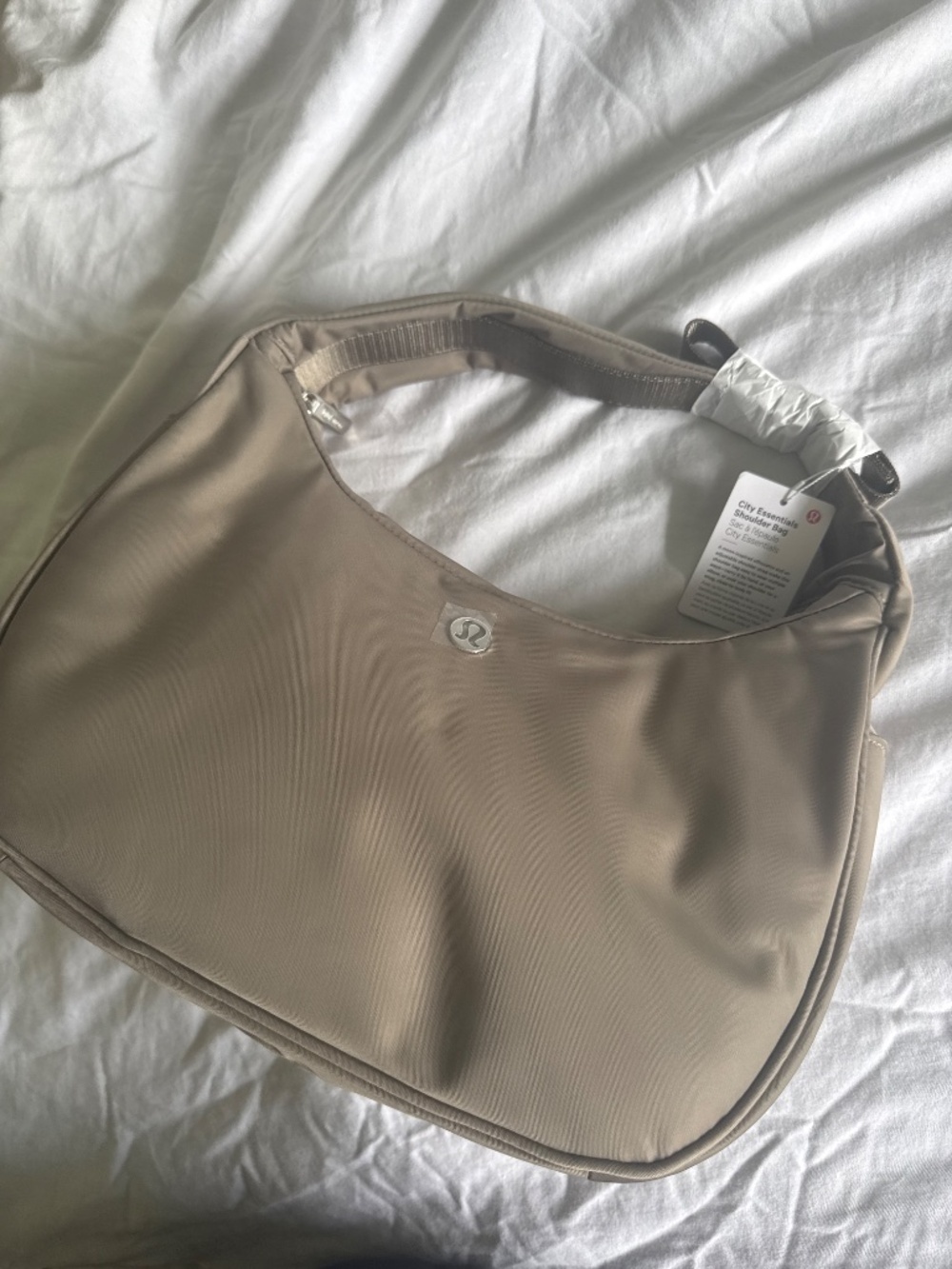 🆕🤎 Lululemon City Essentials Shoulder Bag 4L - Warm Ash Grey / Silver - Picture 6 of 9